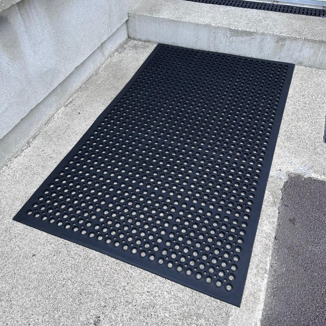 Outdoor Scraper Mat